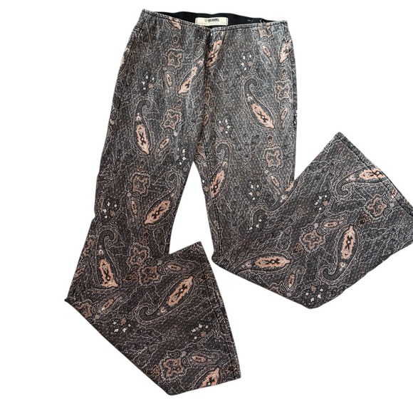 Rock & Roll Denim Paisley Print High Rise Bargain Bell Pull On Flare Jeans 28x30 - Picture 3 of 9